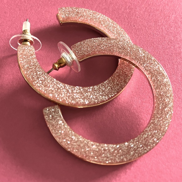 Women’s Hoop earrings, one side beautiful pinkish sparkle, other side gold. - Picture 2 of 16